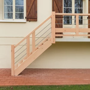 Escalier extérieur en bois avec garde-corps inox, fabriqué sur-mesure par AF Bois.